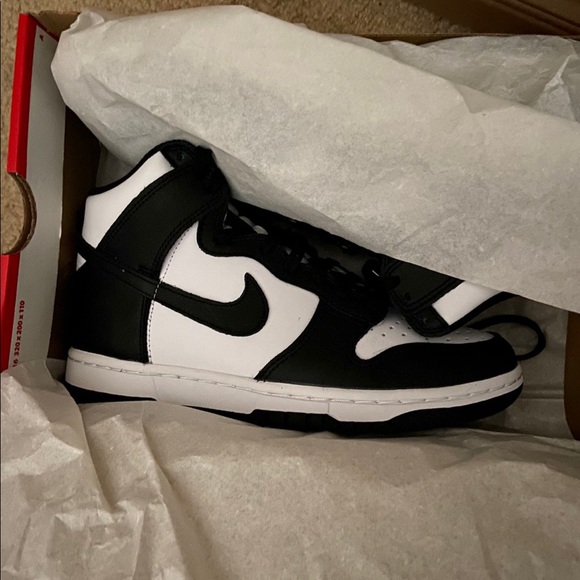 Panda Dunks - Picture 3 of 11